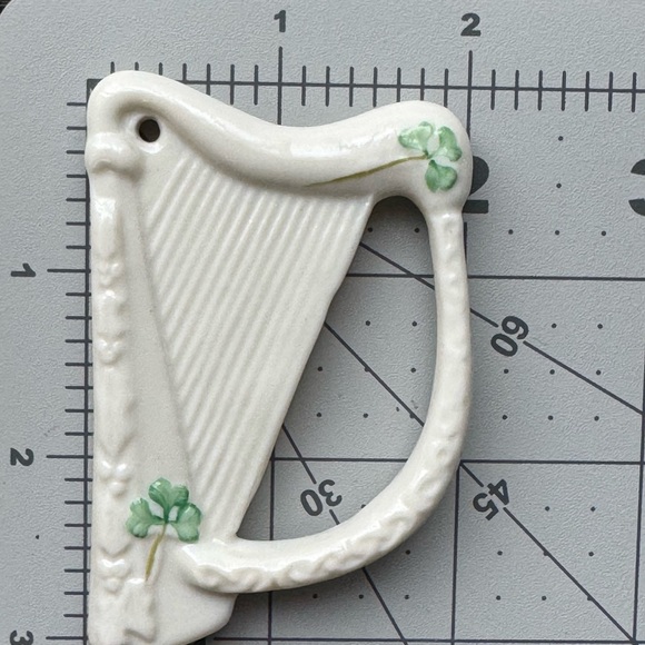 Irish Belleek Celtic Harp, Porcelain Christmas Ornament. 2” x 3”, GUD - Picture 2 of 14